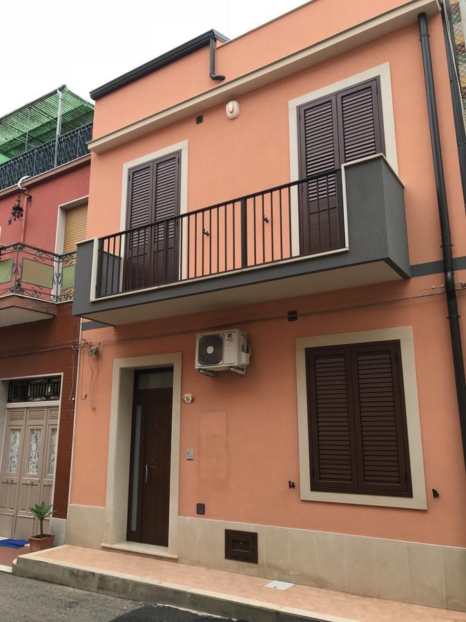 Casa Angela Villa อาโวลา ภายนอก รูปภาพ